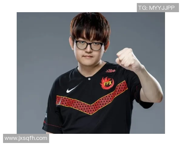 FPX战队荣耀之路：从崛起到巅峰的奋斗与坚持