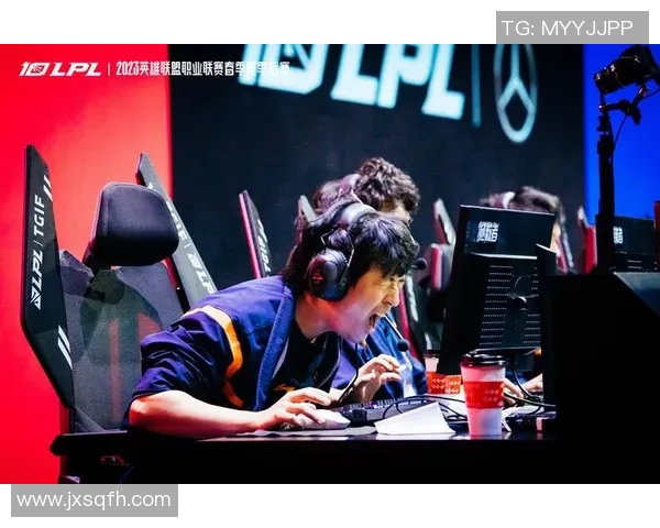 EDG在CSGO赛场上的节奏变革引发热议与关注